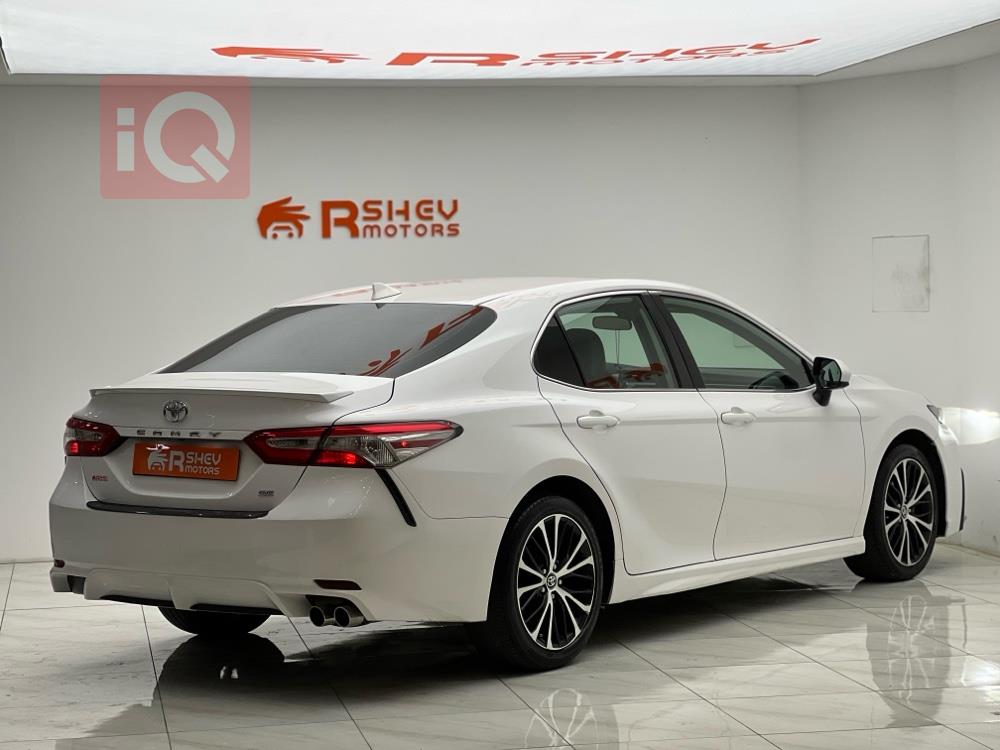 تويوتا كامري